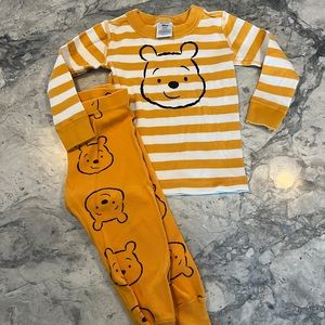 Hanna Anderson Disney Pooh pajamas unisex EUC 2T